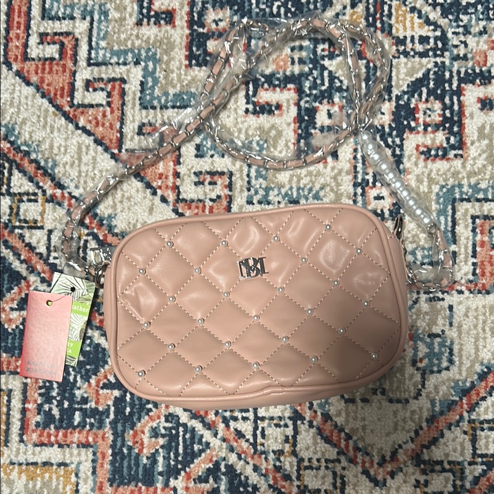 NWT Badgley Mischka Elegant Pink Quilted Shoulder Bag with pearl detail on strap